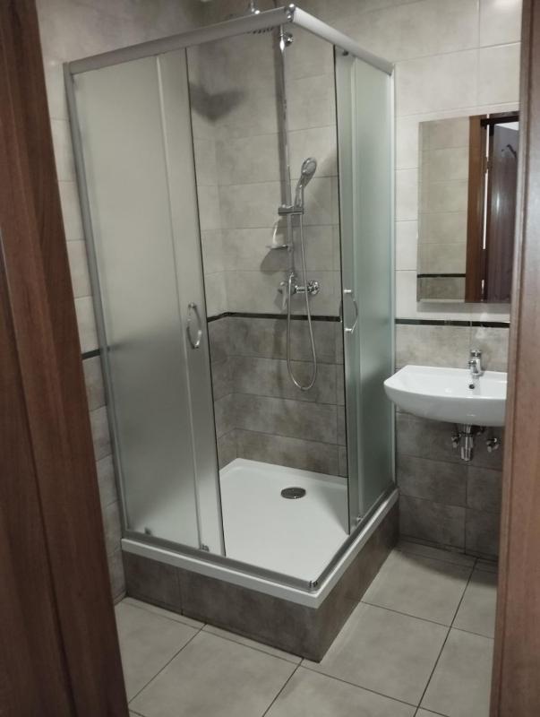 Twin Room image 3