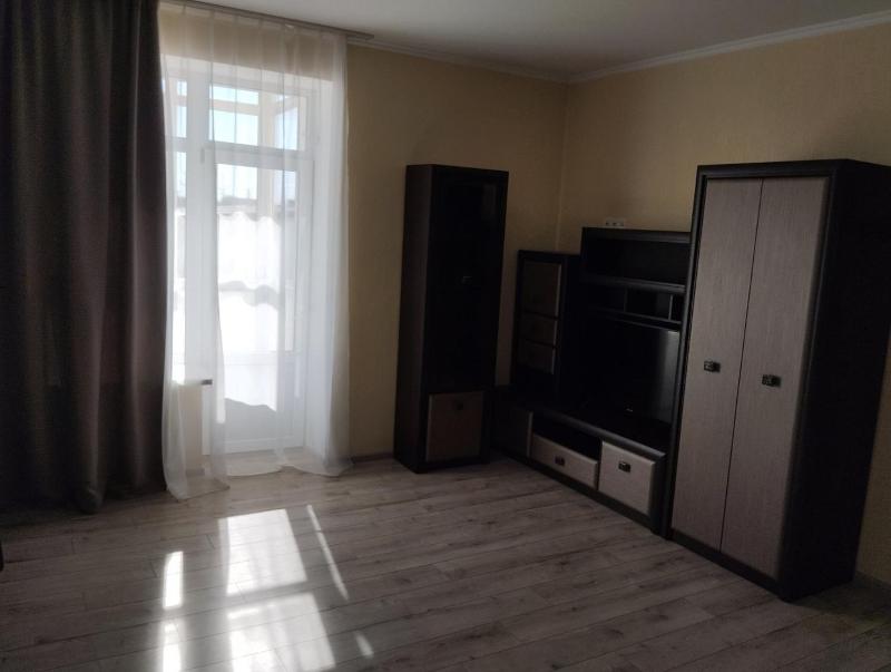 Standard Triple Room image 4