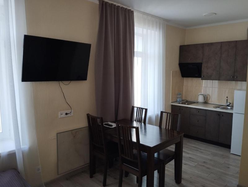 Twin Room image 2