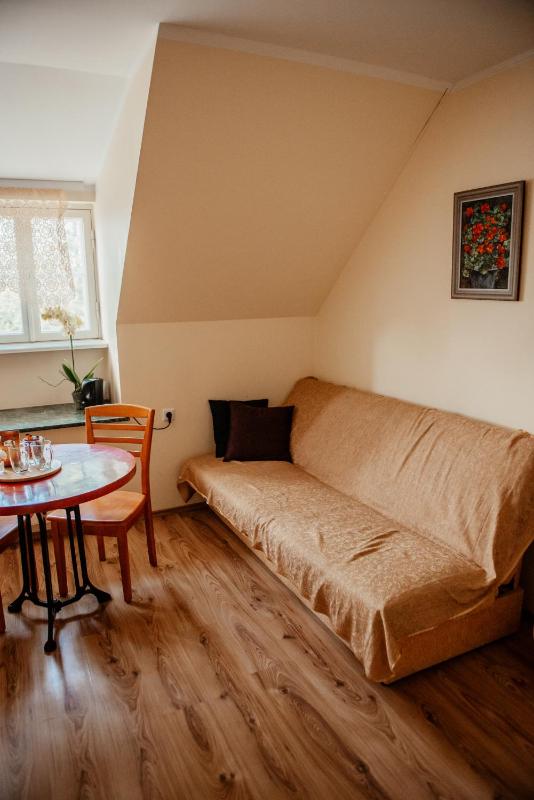 Twin Room image 1