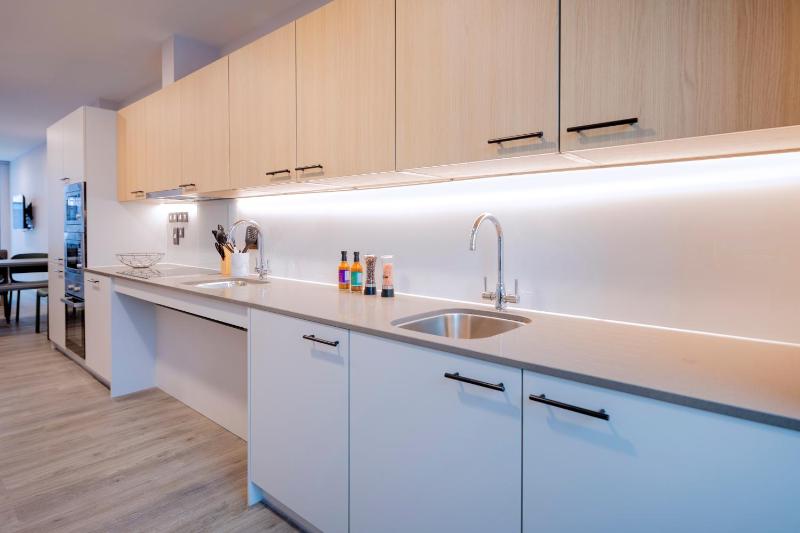 Coleman Court Summer Accommodation - image 6
