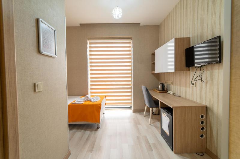 Economy Single Room image 4