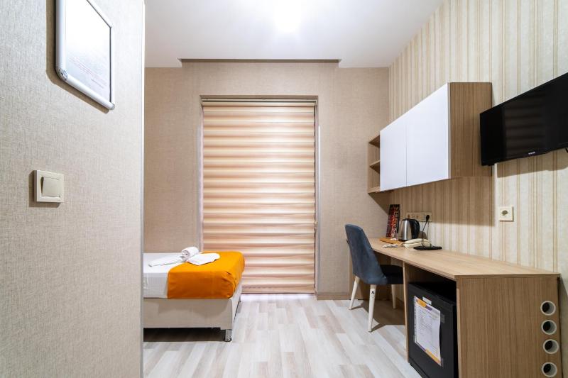 Mardy Suit Hotel - image 10