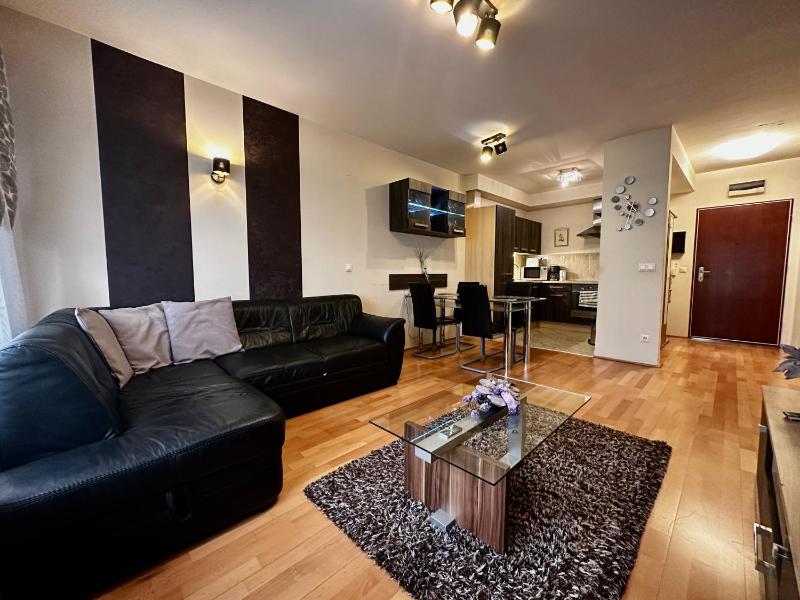 Leda Apartments - image 6