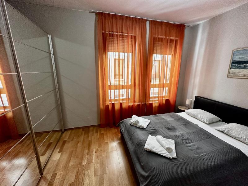 Leda Apartments - image 15