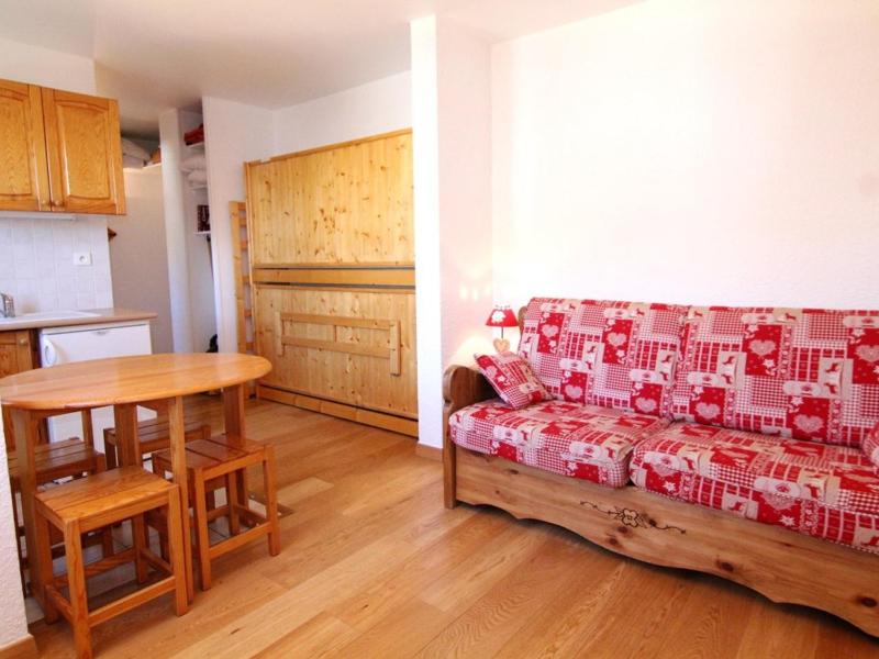 Studio cosy pour 4 à L'Alpe d'Huez - Emplacement idéal, animaux acceptés, proche pistes et commerces - FR-1-405-96 Images
