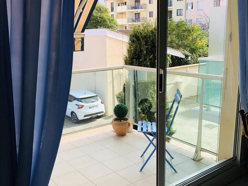 Appartement T2 à Arcachon à 400m de la plage avec balcon et parking privé - image 1