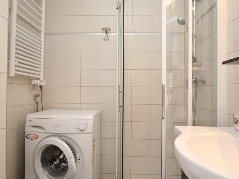 Apartment (2 Adults) image 4
