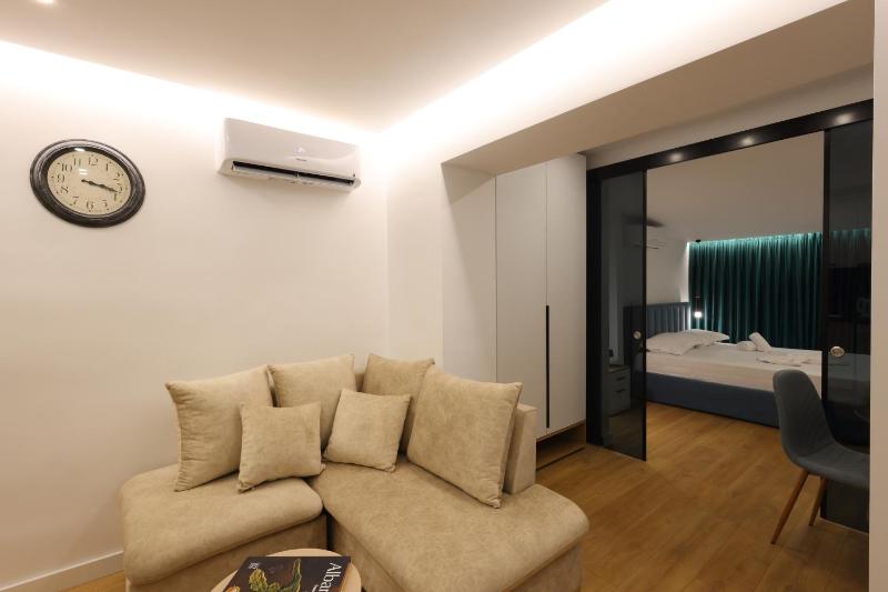 Come&Recome Tirana Apartments - image 6