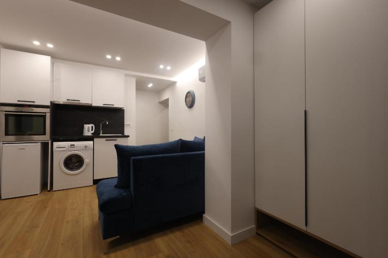 Come&Recome Tirana Apartments - image 3
