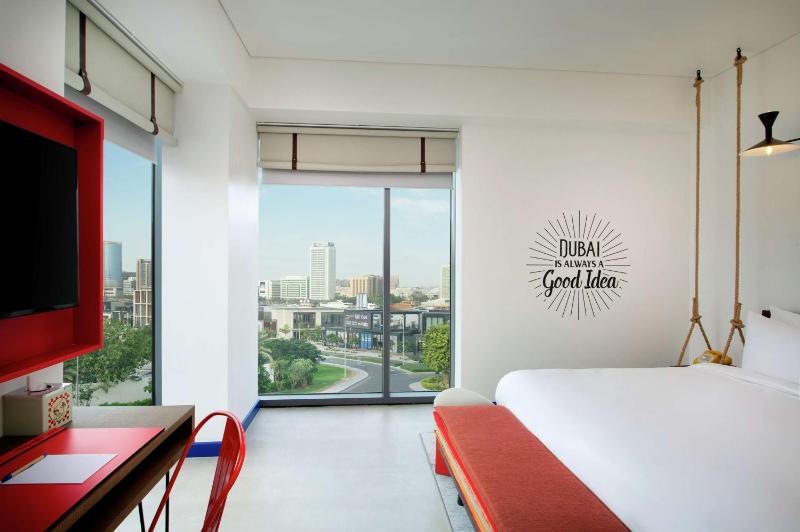 King Room with View image 1