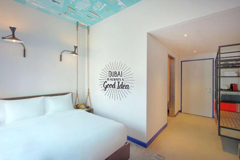 King Room image 4