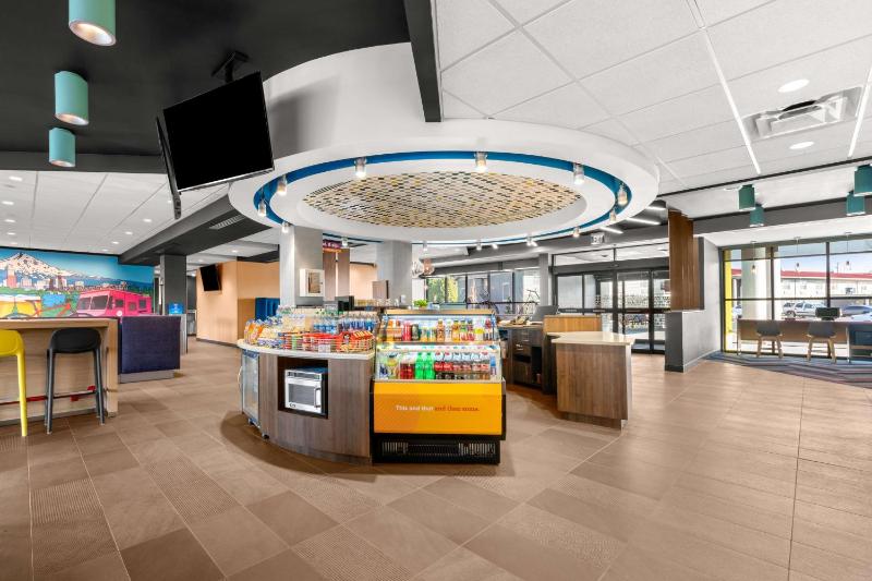 Tru by Hilton Portland Airport - image 9