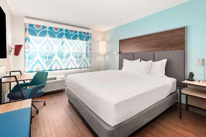 Tru by Hilton Portland Airport - image 20