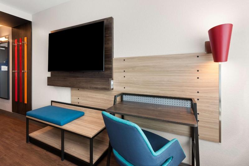 Tru by Hilton Portland Airport - image 13