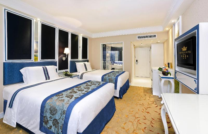 Executive Double or Twin Room image 2