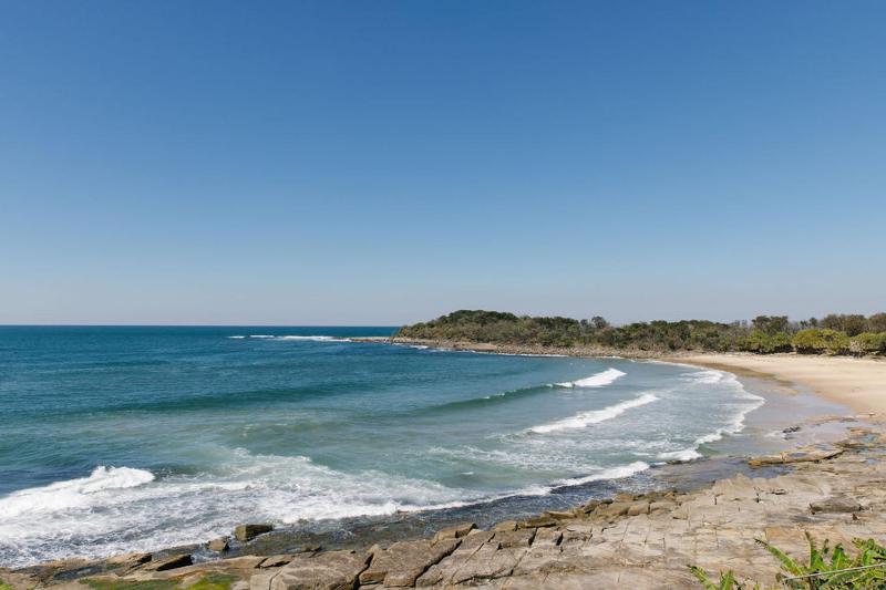 Absolute Oceanfront Yamba - oceanstays - image 6