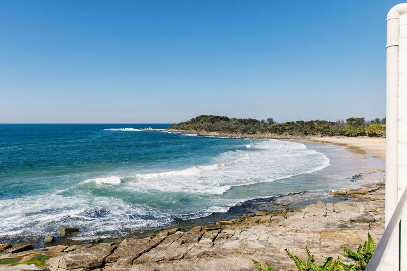 Absolute Oceanfront Yamba - oceanstays - image 8