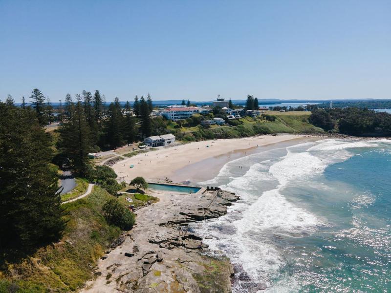 Absolute Oceanfront Yamba - oceanstays - image 12