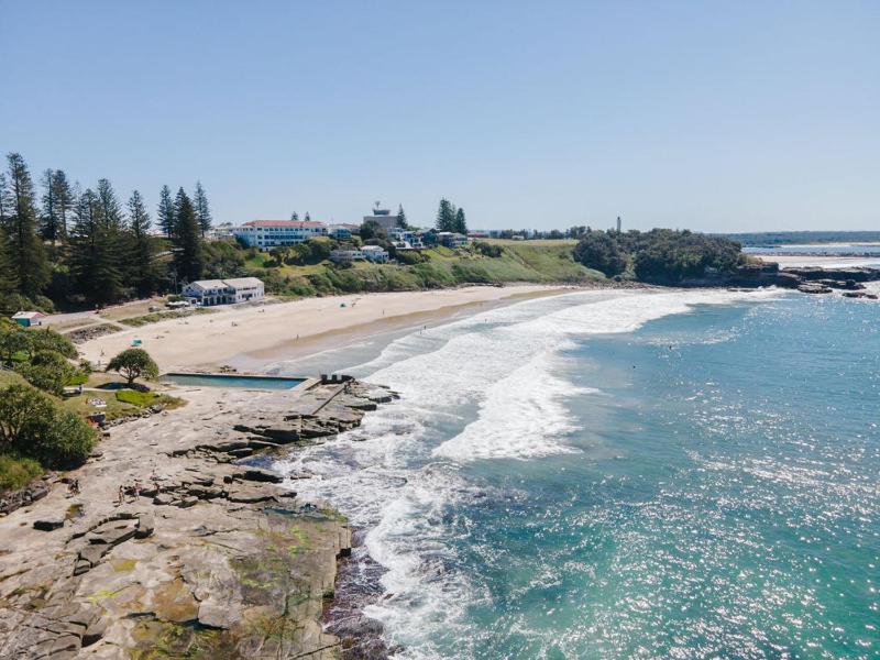 Absolute Oceanfront Yamba - oceanstays - image 10