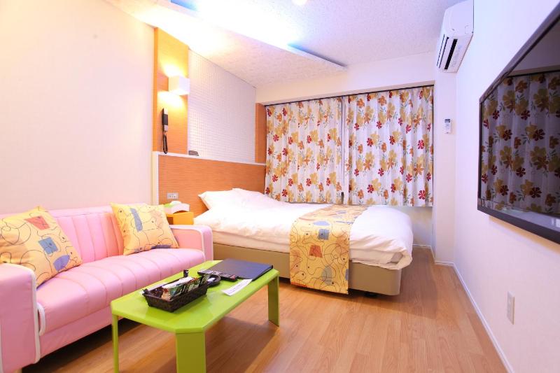 Town Hotel 41 - image 11