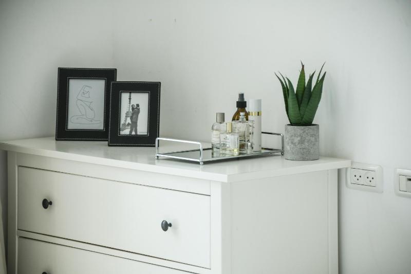 Stylish Spacious 3BR Apartment 5min From the Beach - image 7
