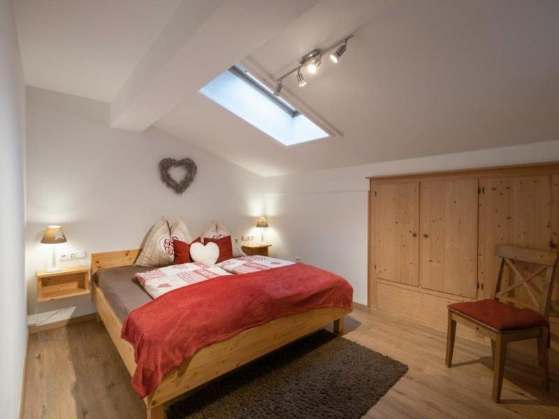 One-Bedroom Apartment with Balcony image 2