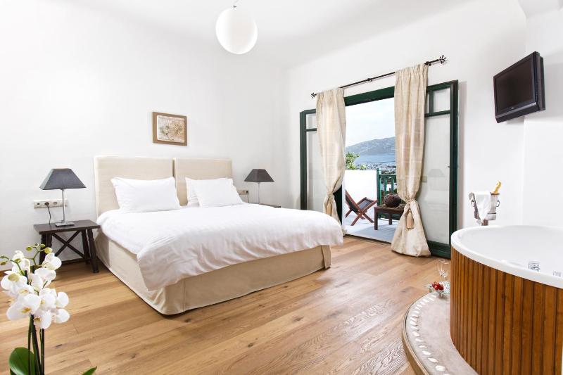Junior Suite with Sea View image 1