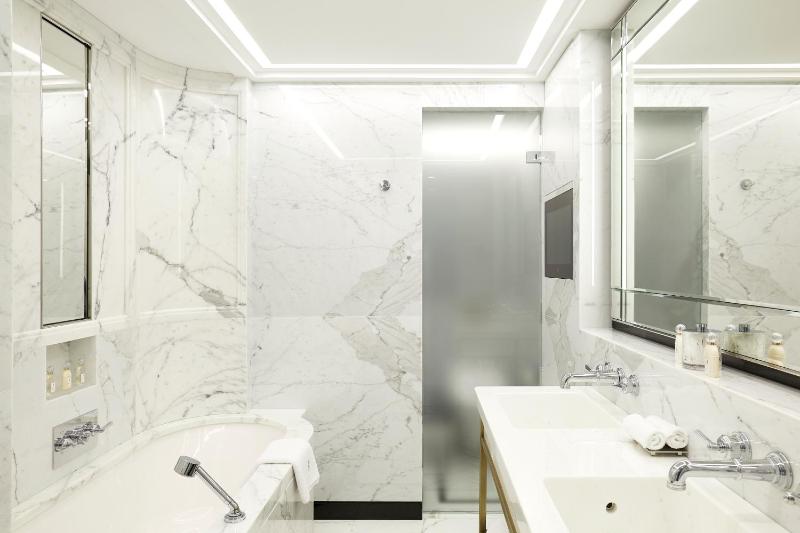 Exclusive Room - Casino View image 2