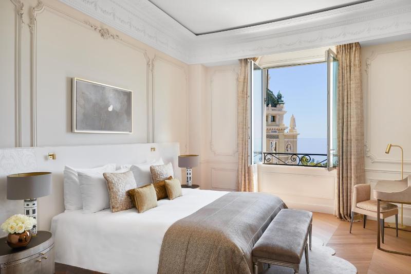  One Bedroom Suite with Sea View image 3