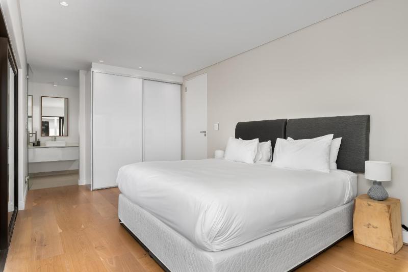Three-Bedroom Villa image 3