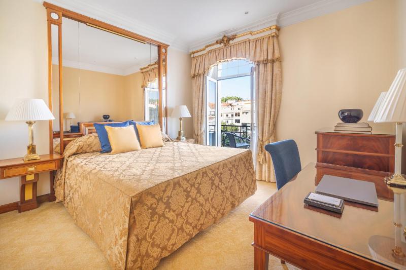 Junior Suite image 1