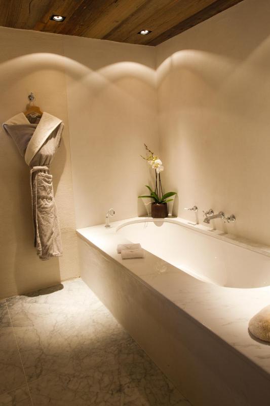 Junior Suite image 2