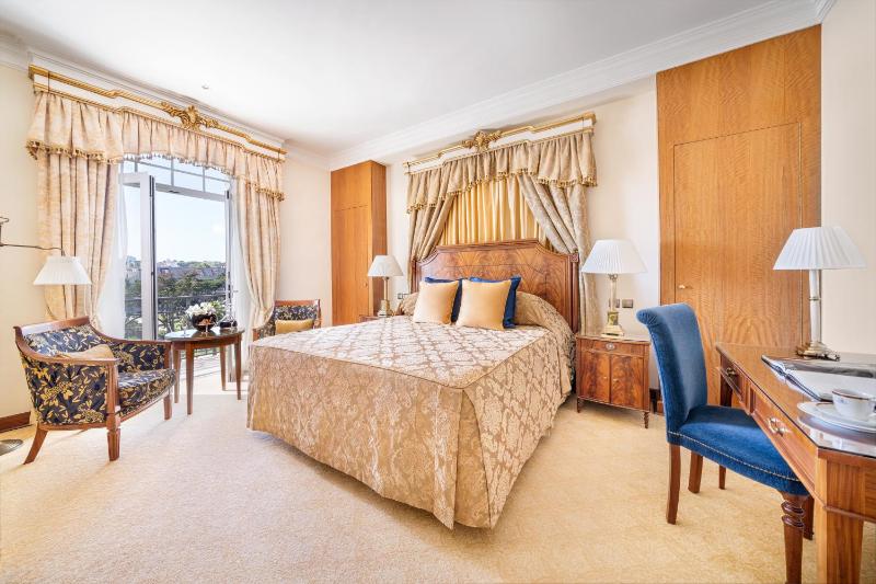 Executive Suite image 1