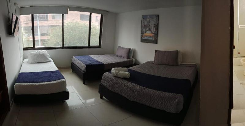 Family Room image 2