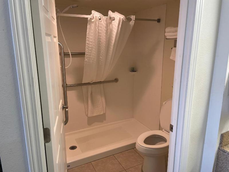 Double Room with Two Double Beds - Non-Smoking image 2