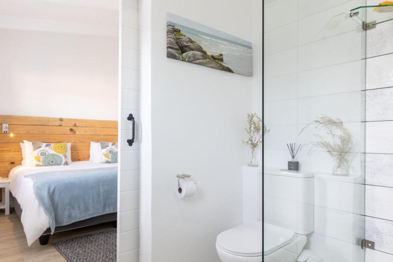 Atlantic Beach Cottage - image 15