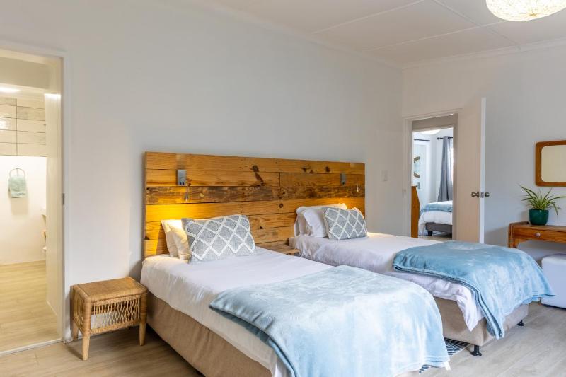 Atlantic Beach Cottage - image 5