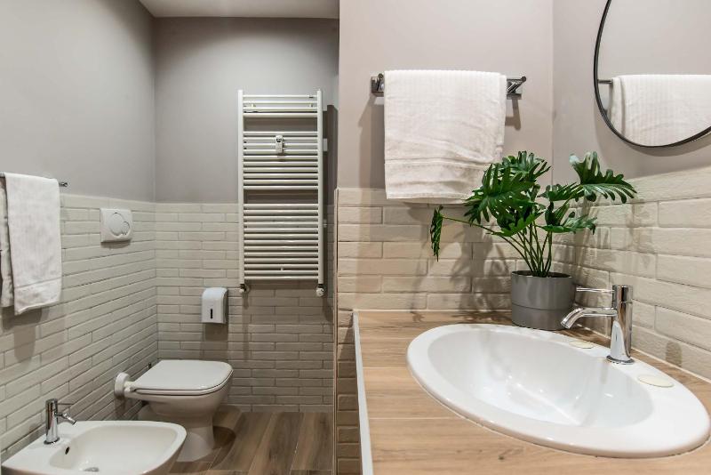 Suite - Separate Building in Via della Giuliana 18 image 4