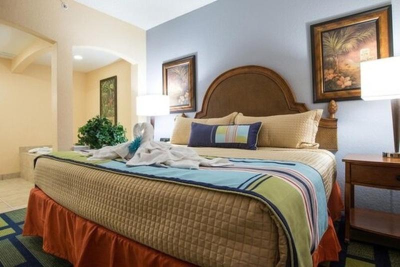 One-Bedroom King Handicap Accessible - Hearing Impaired