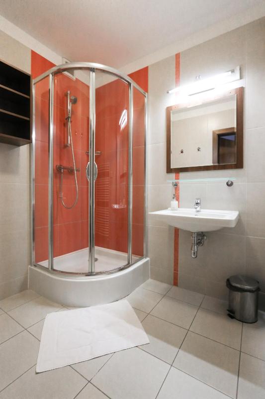 Standard Apartment image 2
