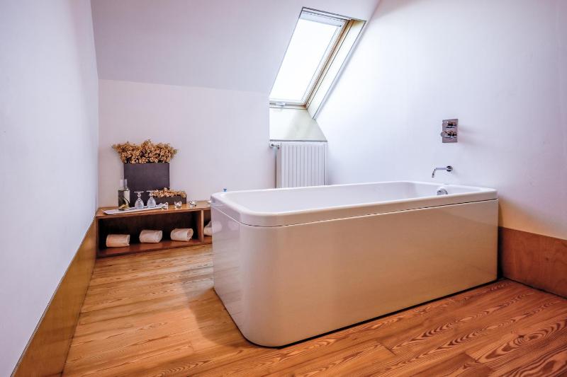 Suite image 4