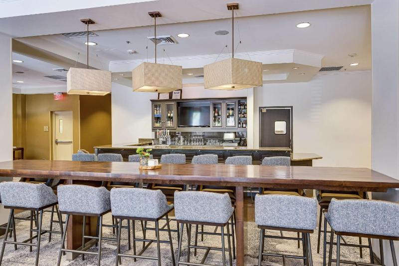Hilton Garden Inn Phoenix Airport North - image 3
