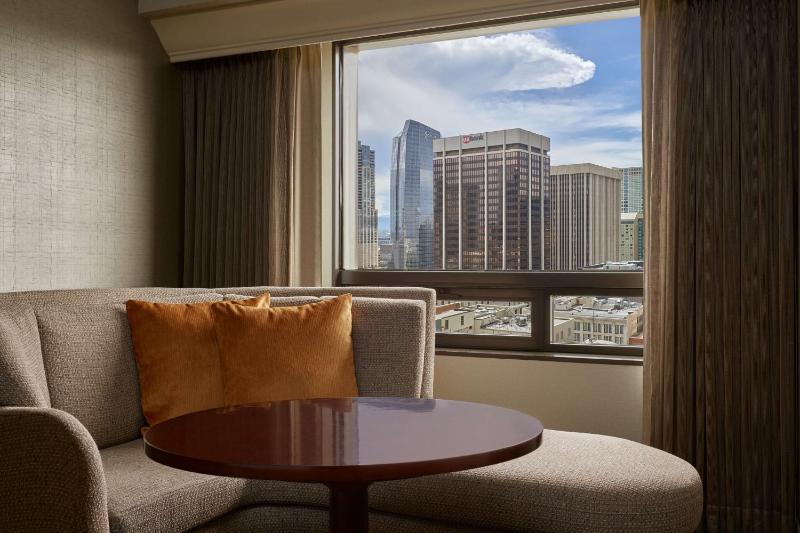 Hilton Denver City Center - image 30