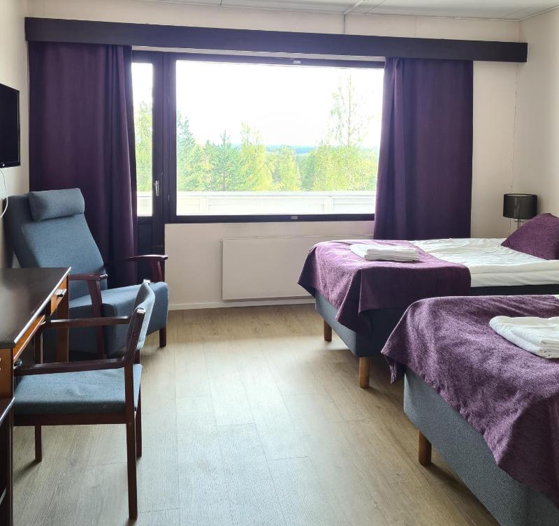 Twin Room with Balcony & view - No pets allowed image 1
