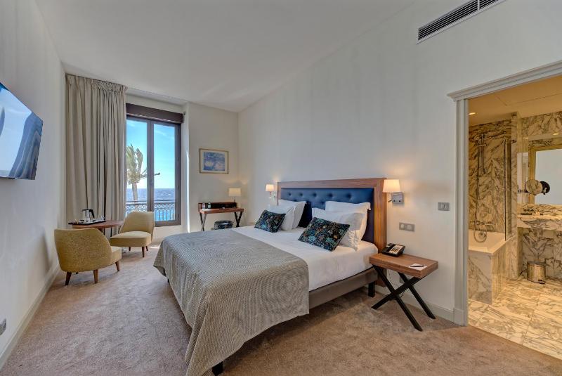 Superior Room with Sea View image 1