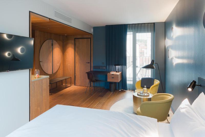 Emi Suite image 3