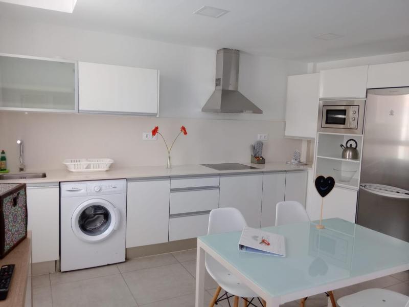 Three-Bedroom House image 4