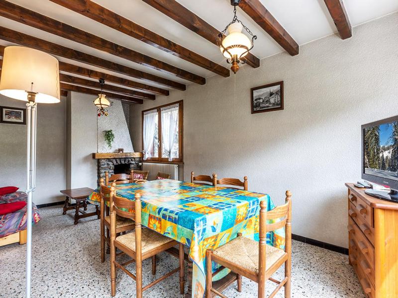 Appartement 2 chambres centre village - Proche pistes, cheminée, animaux admis - FR-1-437-41 Images