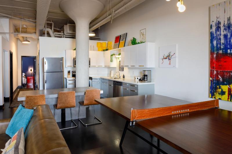 Superior Apartment image 2